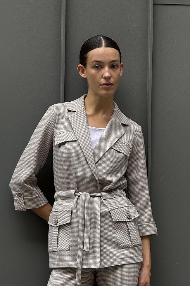 Костюм Lipar 0469/4 двойка жакет/брюки в клетку р. 46 Бежевый (16897328) - фото 4 Костюм Lipar 0469/4 двойка жакет/брюки в клетку р. 46 Бежевый (16897328) - фото 4