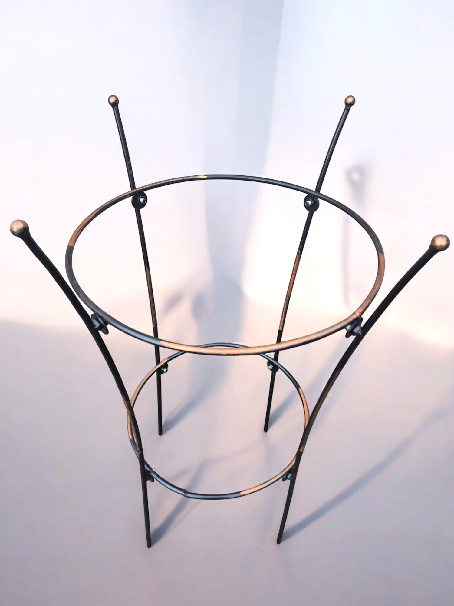 Стойка садовая для растений кованая металлическая 0,8 м (25442251)