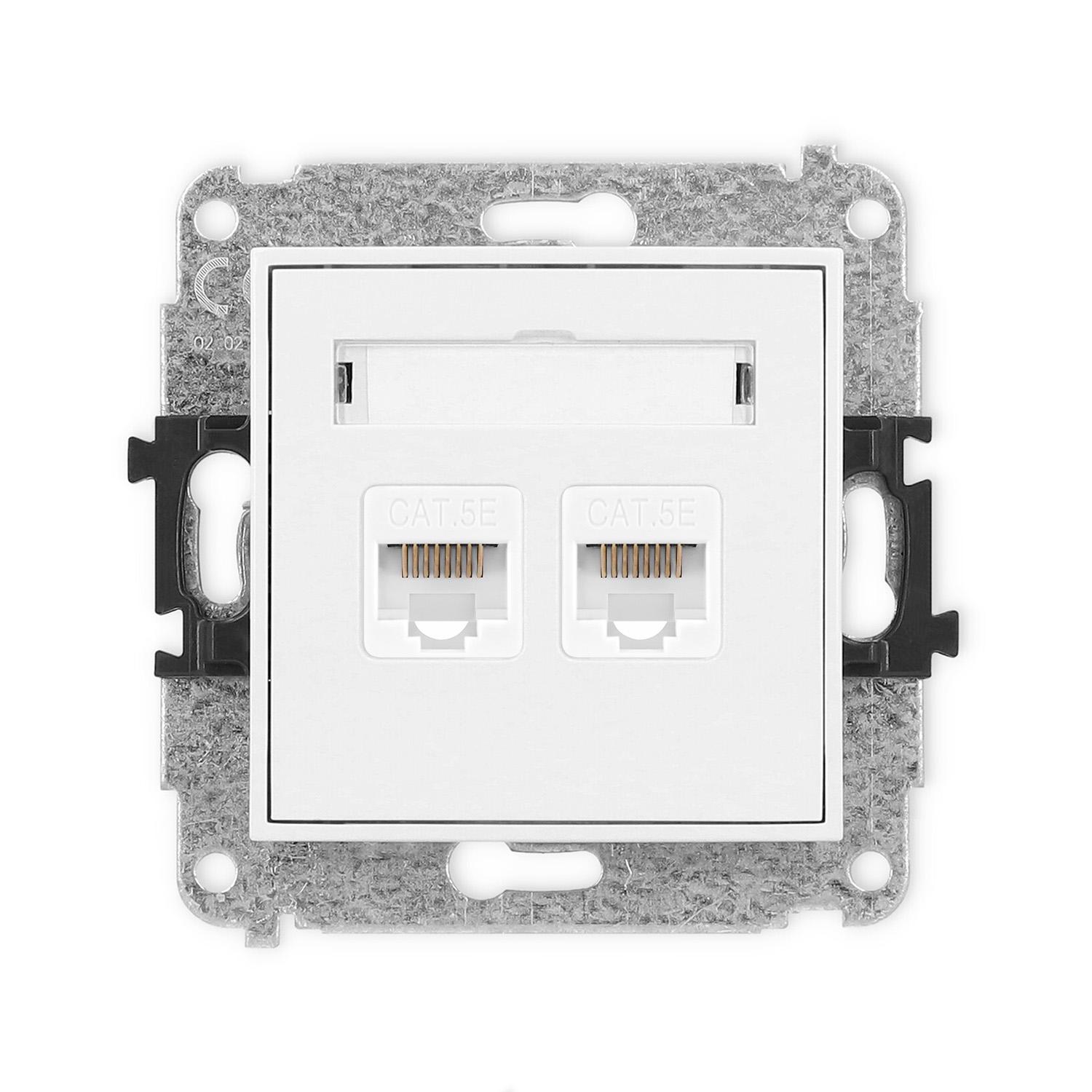 Розетка компьютерная Karlik Mini 2xRJ45 cat 5E 8P8C Белый матовый (25MGK-2)