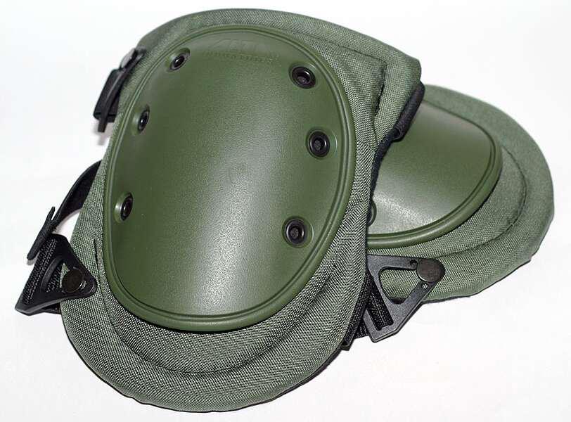 Наколенники (1036)