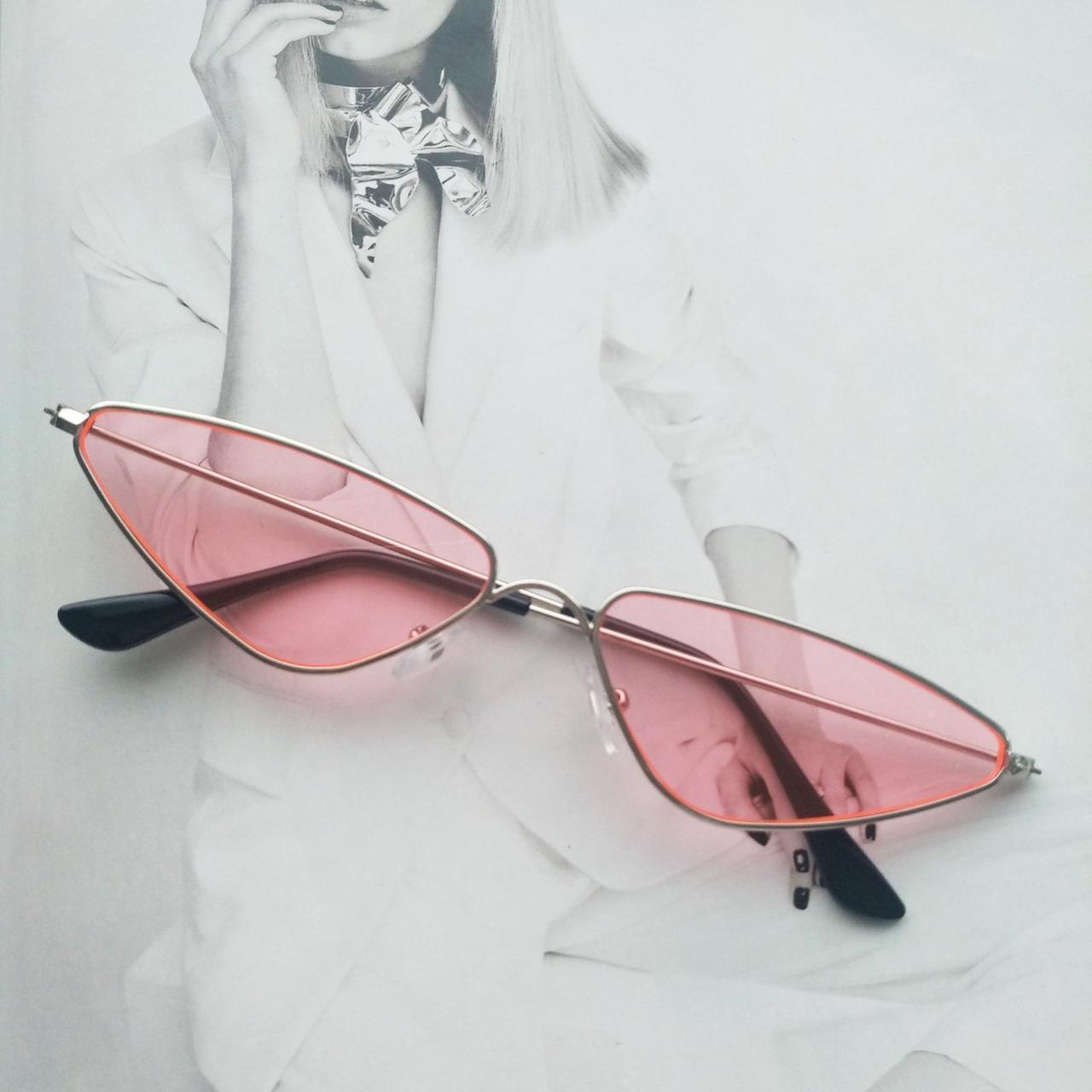 Солнцезащитные очки маленький треугольник Розовый