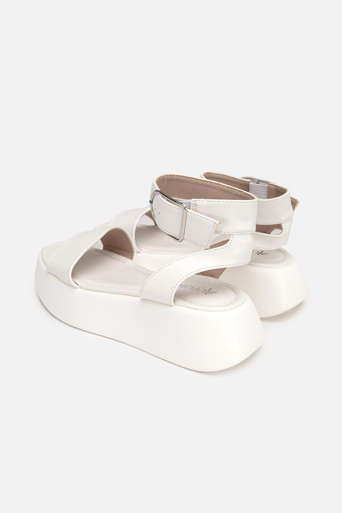 Босоніжки на платформі р. 40 Білий (SKT000954853) - фото 4