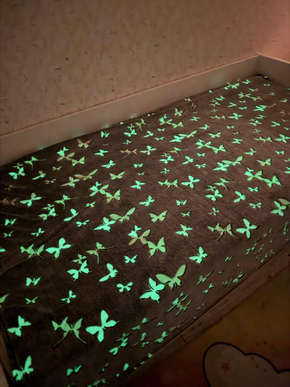 Плед детский светящийся ночью Бабочки 150х200 см Серый (П4К-am-pled-svet-009-2)