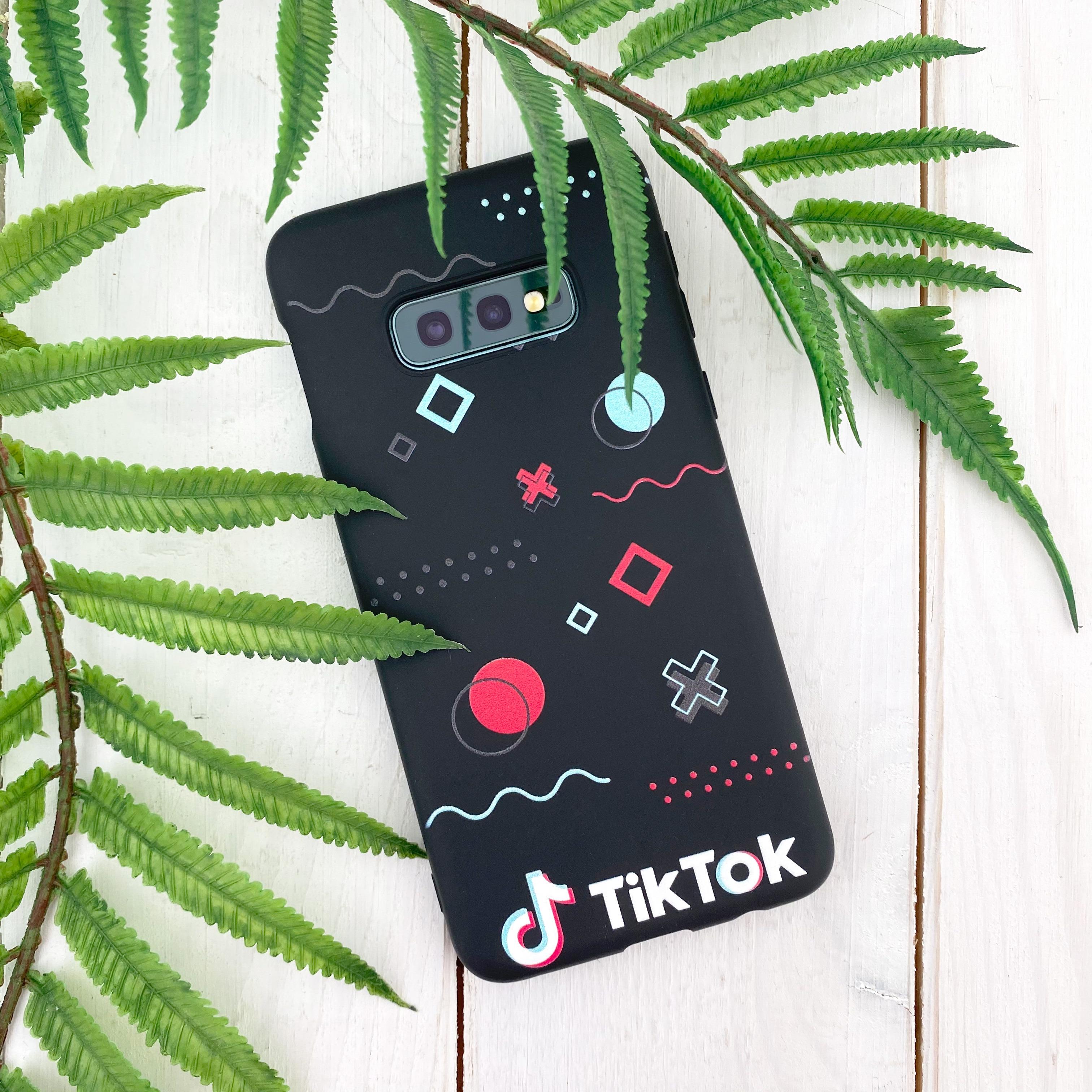 Силиконовый чехол Zorrov для Apple iPhone XR - TikTok (11160050273126967) - фото 2