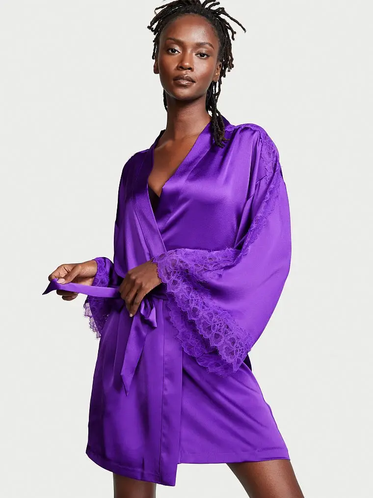 Халат жіночий Victoria's Secret Lace Inset Robe сатиновий XS/S Фіолетовий (17635626)