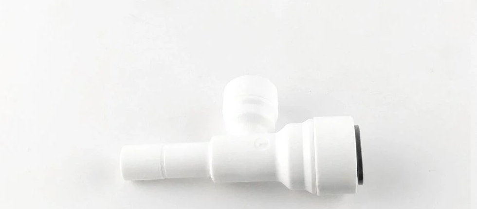 Фитинг угловой 1815-R/4FE8 ZM трубка 1/4"-резьба внутренняя 1/2" (66778801470) Фитинг угловой 1815-R/4FE8 ZM трубка 1/4"-резьба внутренняя 1/2" (66778801470)