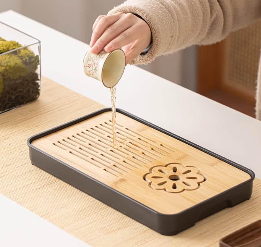 Таця-чабань для чайної церемонії Ченду з квіткою 31,5х19,2х3,5 см Чорний (OS-TT2523) - фото 3 Таця-чабань для чайної церемонії Ченду з квіткою 31,5х19,2х3,5 см Чорний (OS-TT2523) - фото 3