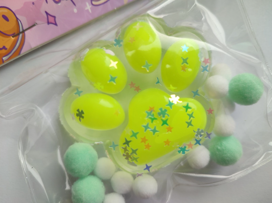 Игрушка Сквиши Лапка котика 7 см Прозрачный с салатовым (22602) Игрушка Сквиши Лапка котика 7 см Прозрачный с салатовым (22602)