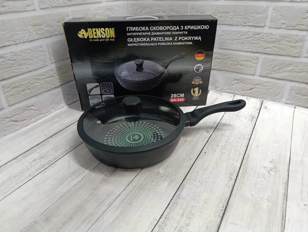 Сковорода із скляною кришкою Benson BN-450 Soft Touch 28 см 3,7 л литий алюміній/алмазне антипригарне покриття (ML-05263) - фото 5