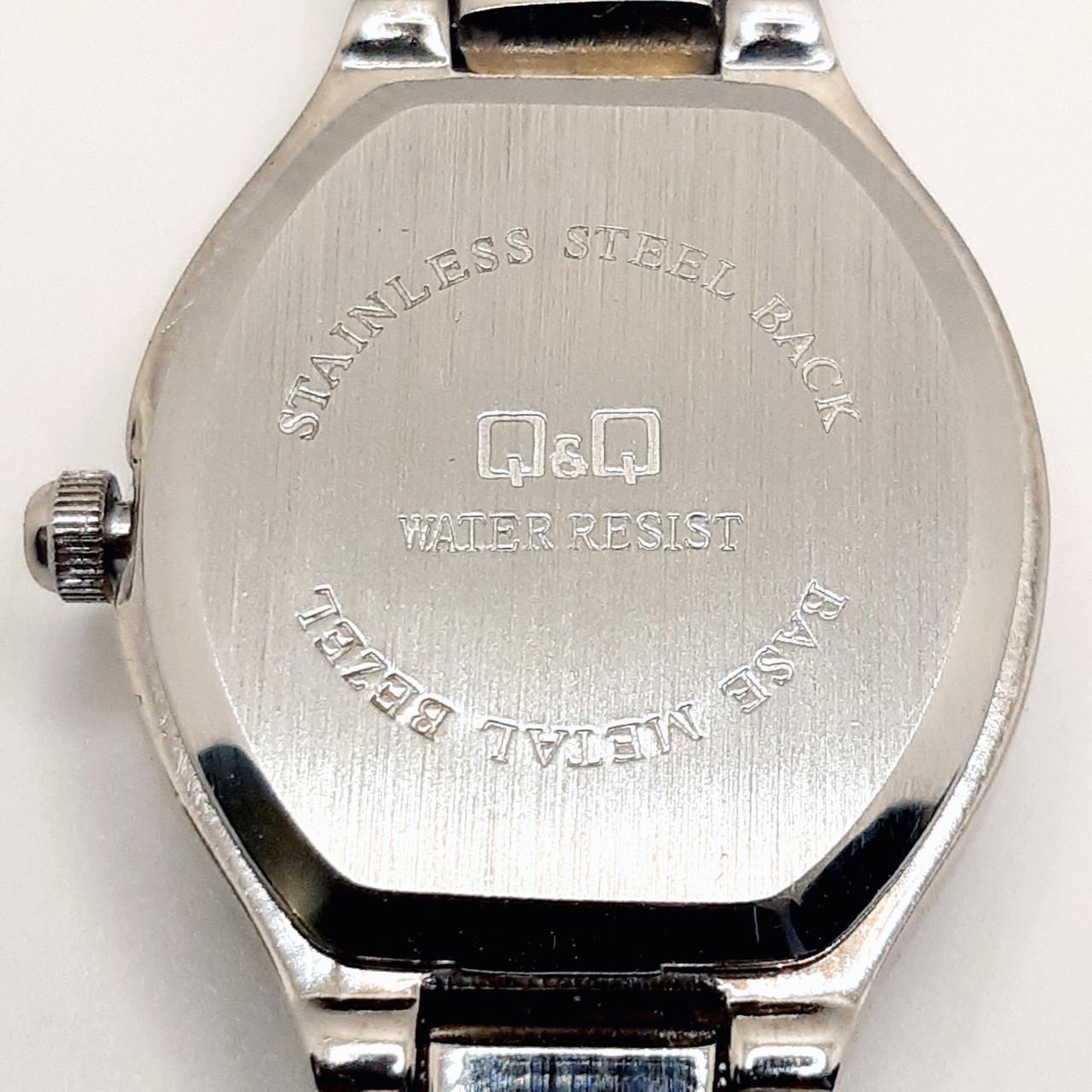 Наручные часы Q&Q женские кварцевые металлический ремешок (G653-400) - фото 4 Наручные часы Q&Q женские кварцевые металлический ремешок (G653-400) - фото 4