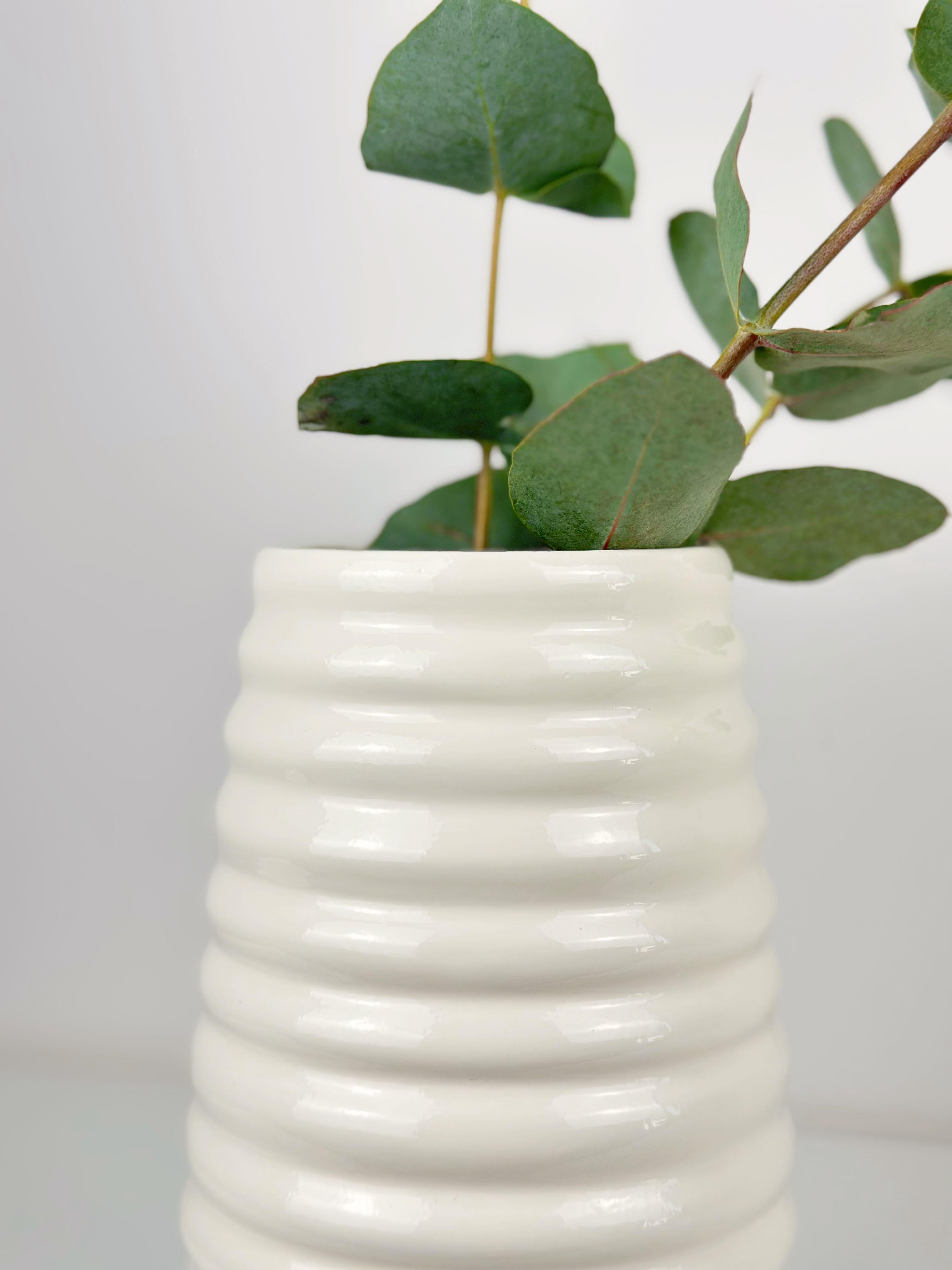 Ваза для квітів та декору глиняна керамічна Вулик 20 см Бежевий (4001-2) - фото 4 Ваза для квітів та декору глиняна керамічна Вулик 20 см Бежевий (4001-2) - фото 4