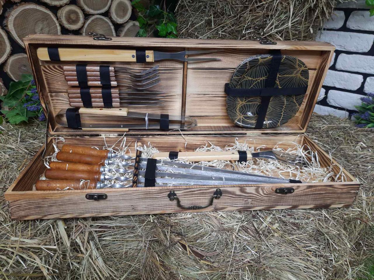 Набір шампурів для м'яса з комплектом аксесуарів у дерев'яному кейсі 600х10х3 мм 6 шт. (12299395)