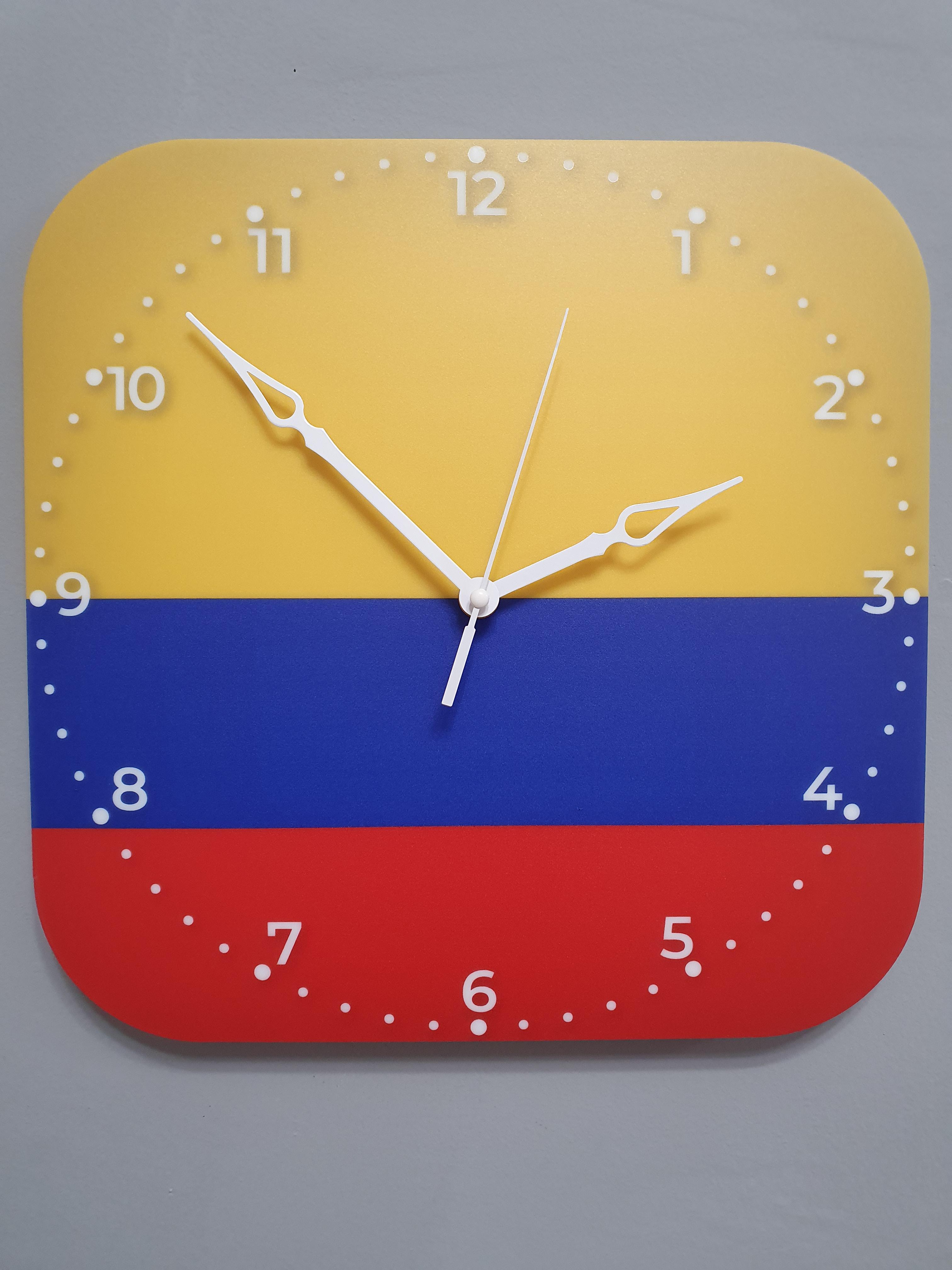 Часы настенные флаг Колумбии (3662)