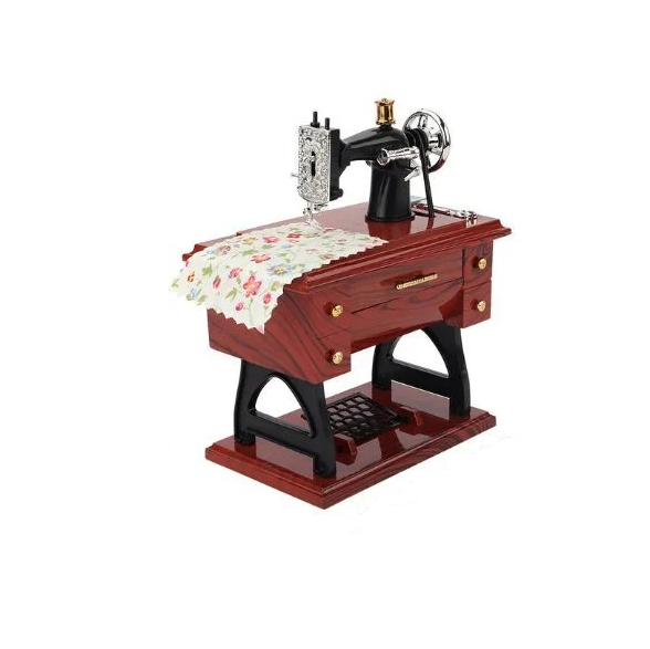 Шкатулка музыкальная для украшений в форме винтажной швейной машинки (AN00307) Шкатулка музыкальная для украшений в форме винтажной швейной машинки (AN00307)