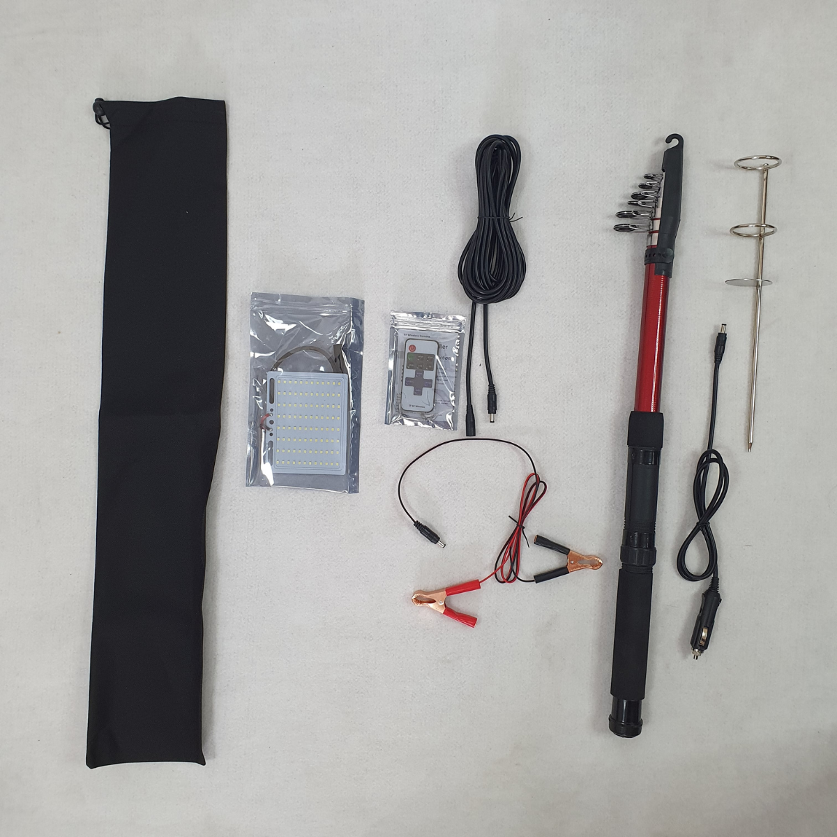 Удочка телескопическая с LED фонарем складная 12 В 4 м (MS-01343) Удочка телескопическая с LED фонарем складная 12 В 4 м (MS-01343)