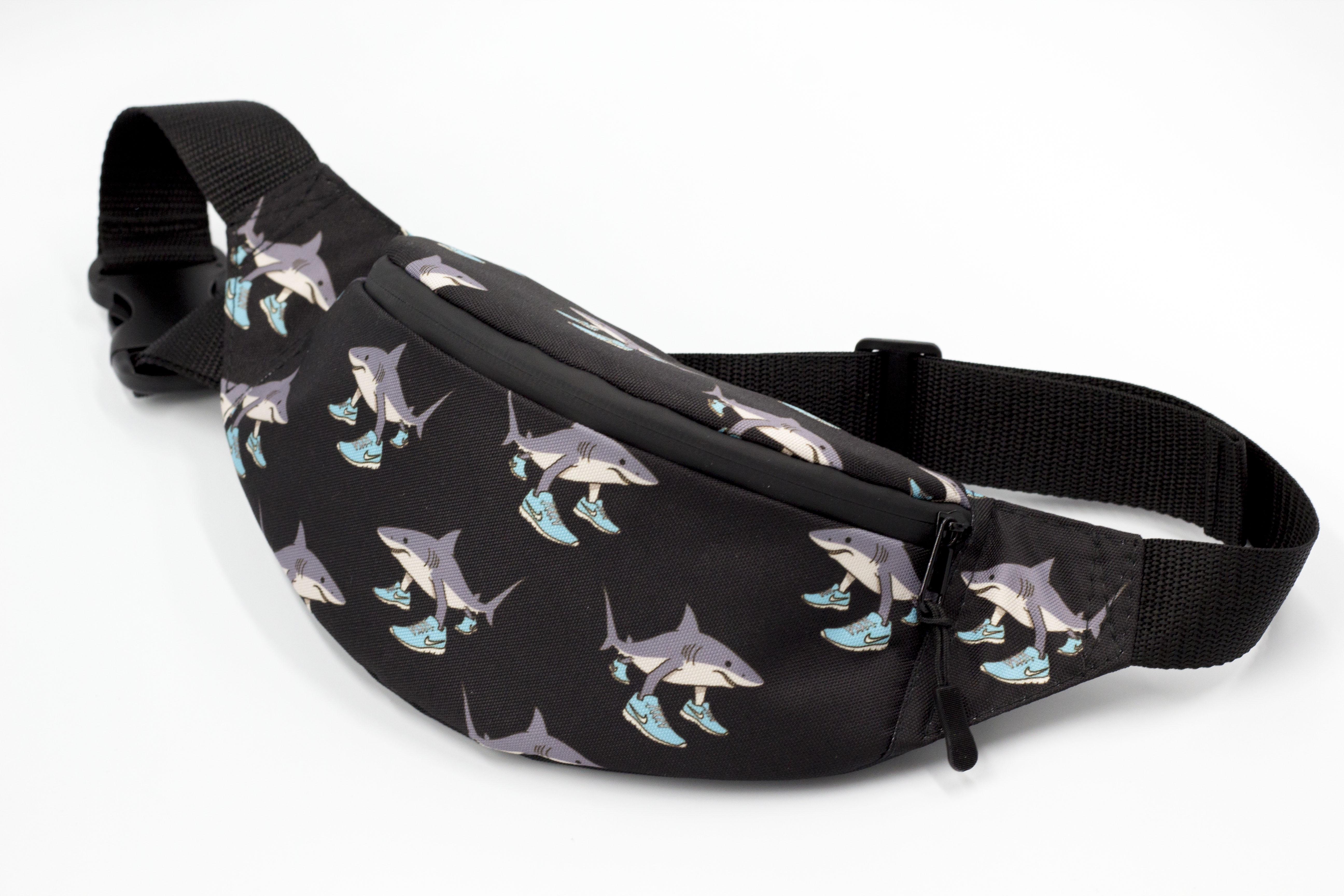 Бананка з регулюючим ремінцем з Акулою Tralalero Tralala для дітей від 9 років (BT-039)