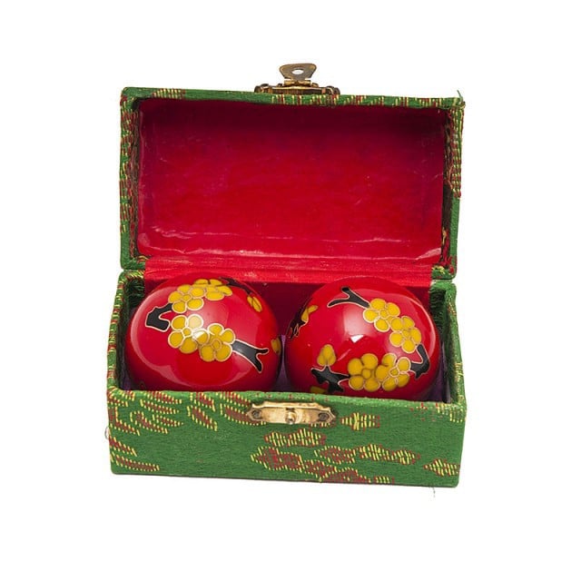 Шарики здоровья музыкальные Сакура 4,2 см Красный (В4479а)