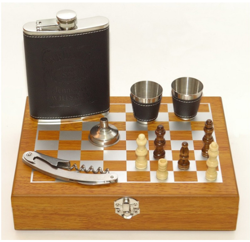 Набір подарунковий шахи/фляга/чарки (21724973)