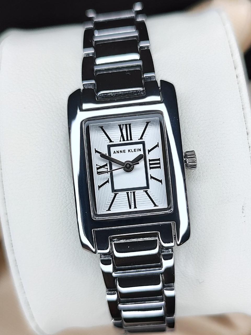 Наручные часы женские Anne Klein AK/5115SVSV с серебристым циферблатом и стальным браслетом
