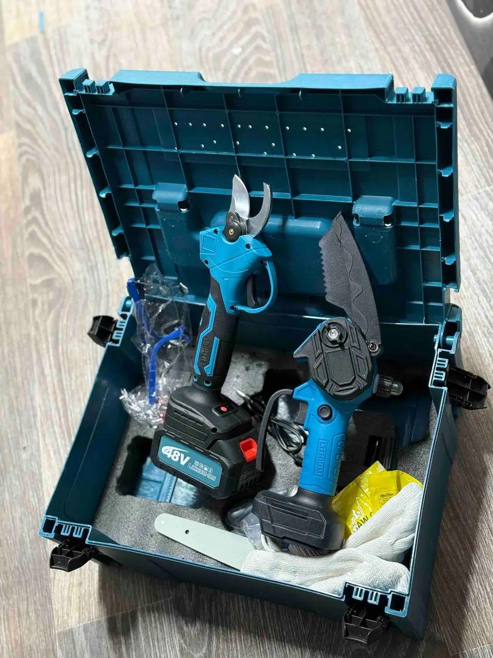 Набор инструментов аккумуляторных для обрезки деревьев и кустарников 2в1 в кейсе цепная пилка 6 дюймов и секатор 48V Набор инструментов аккумуляторных для обрезки деревьев и кустарников 2в1 в кейсе цепная пилка 6 дюймов и секатор 48V