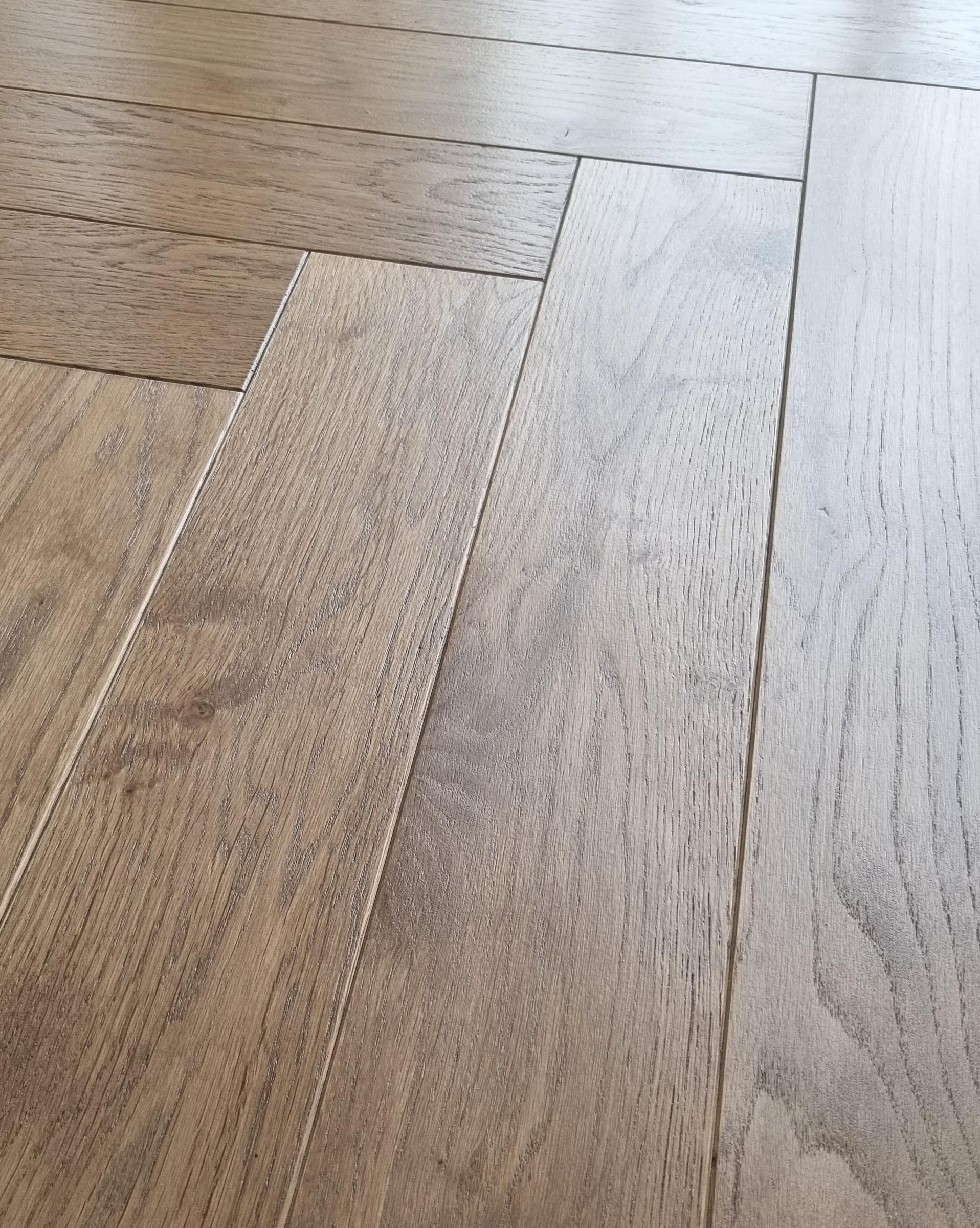 Паркетна дошка дубова Perfect Parquet Брегенц 600х100х14 мм Англійська ялинка