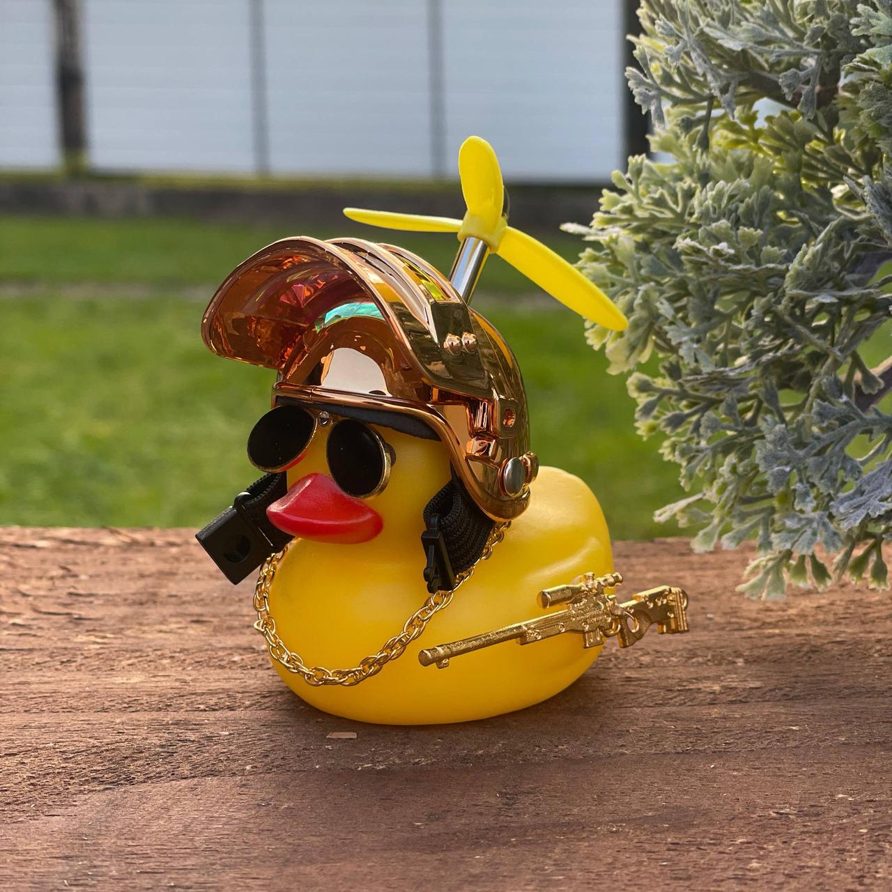 Утка на торпеду мотоцикла в очках с пропеллером (DC004)