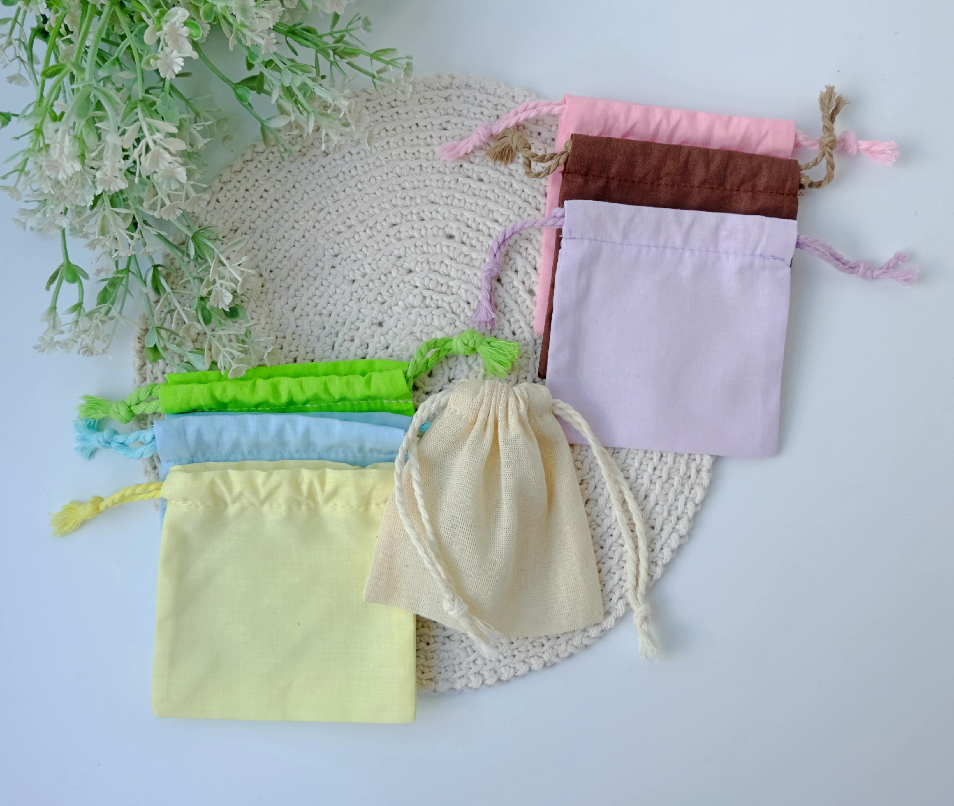 Набір мішечків еко 10х10 см 7 шт. Різнокольоровий (29110867) - фото 2 Набір мішечків еко 10х10 см 7 шт. Різнокольоровий (29110867) - фото 2