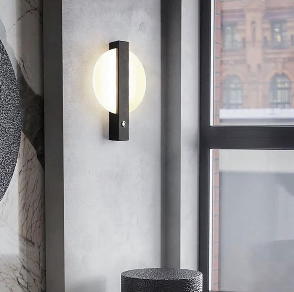 Бра Line.F B 320 BK с выключателем Черный (1727_2584)