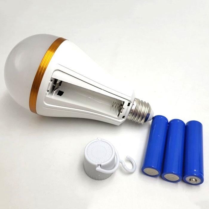 Лампа с аккумулятором светодиодная Emergency lamp E27 3x18650 (1011104-White) Лампа с аккумулятором светодиодная Emergency lamp E27 3x18650 (1011104-White)