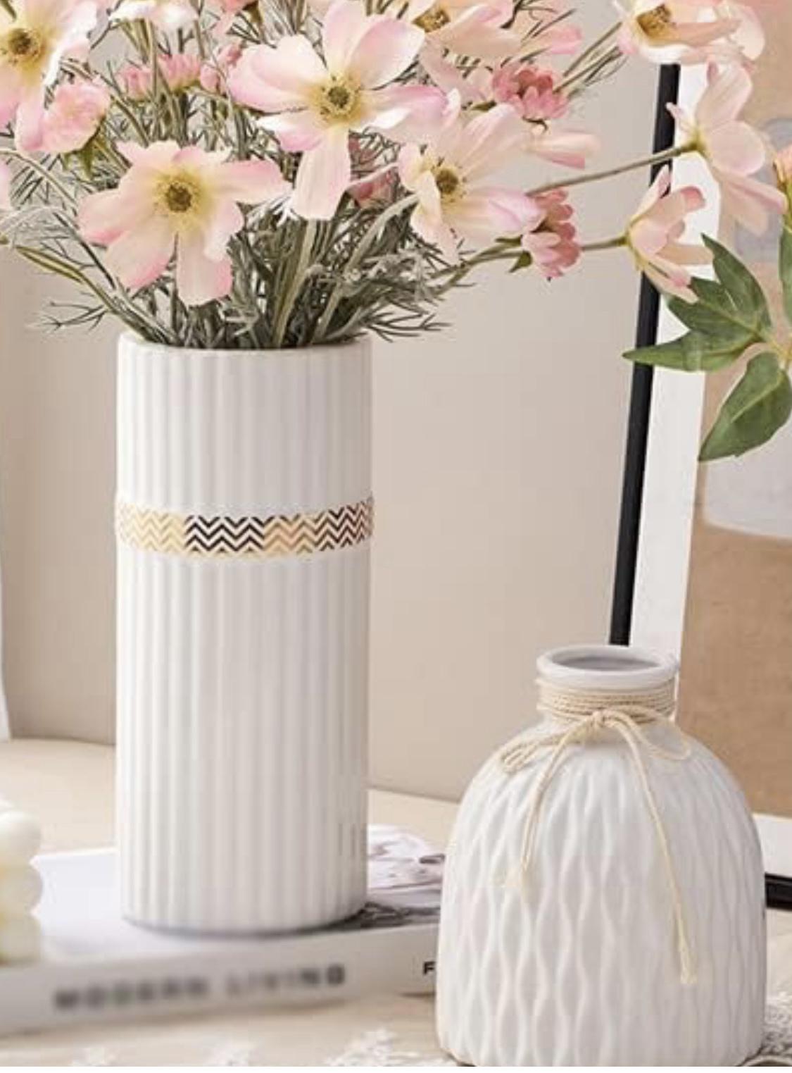 Ваза керамическая с золотой отделкой 22 см Белый (80001) - фото 2