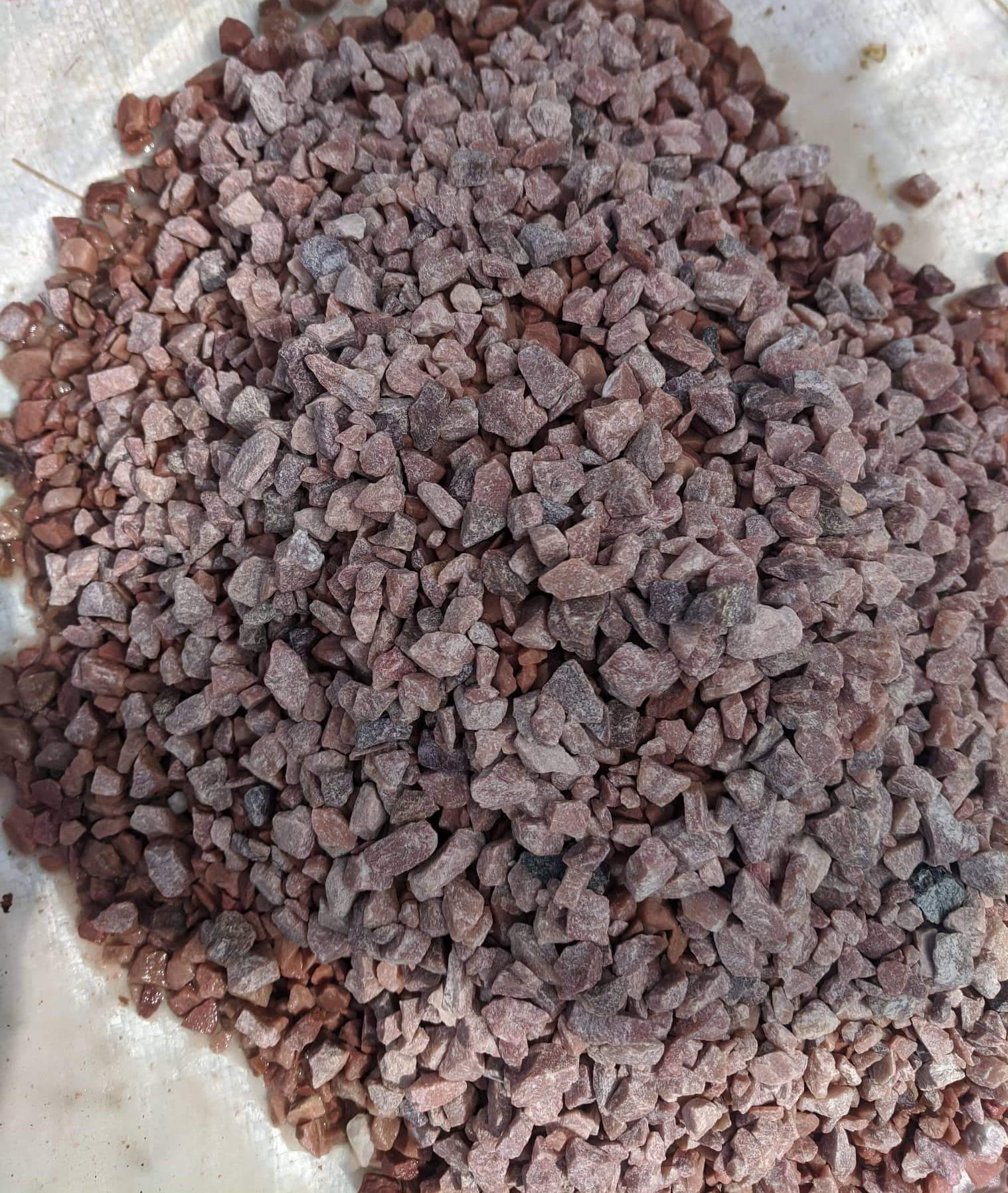 Крошка для декорации 5-15 мм 20 кг Красный - фото 3