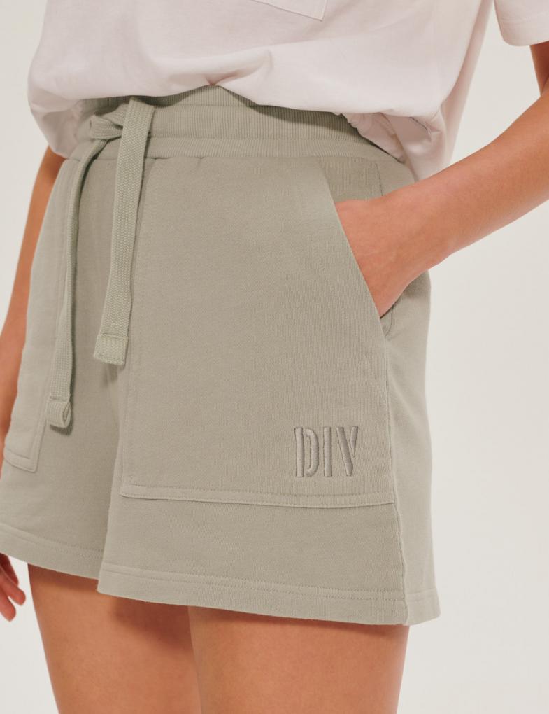 Шорти жіночі Diverse PREM 72 XS Світло-зелений (5902598724762) - фото 4 Шорти жіночі Diverse PREM 72 XS Світло-зелений (5902598724762) - фото 4