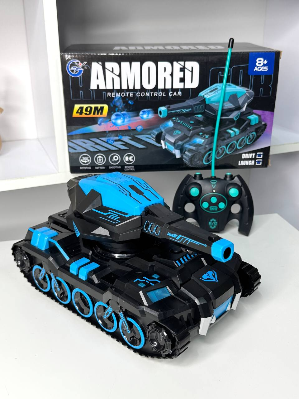 Іграшковий танк на радіокеруванні MHZ 899D-2 стріляє водяними кулями USB зарядне (2436912246)