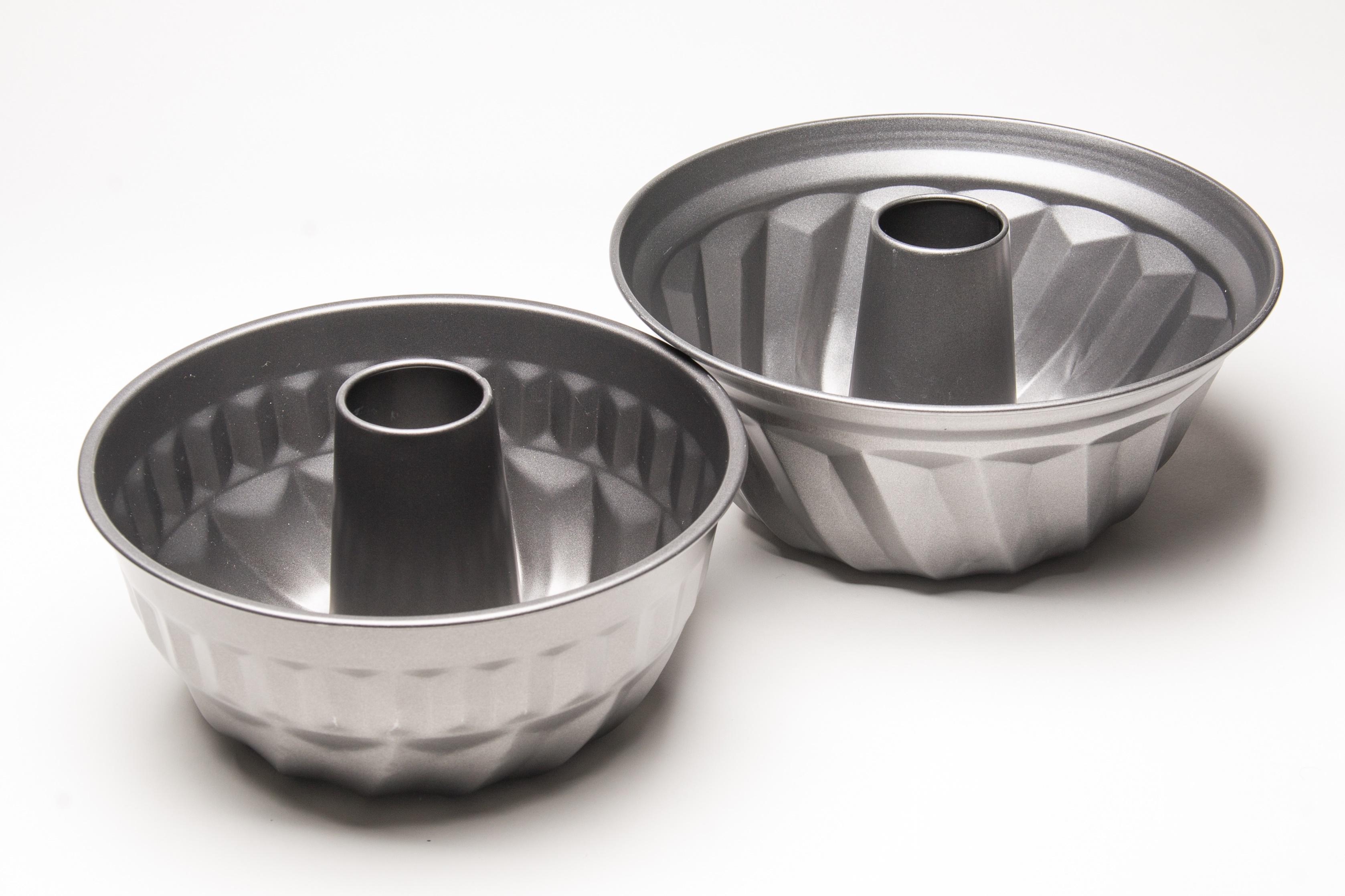 Форма для випечки Maestro MR-1100-22 круглая 22х10 см Форма для випечки Maestro MR-1100-22 круглая 22х10 см