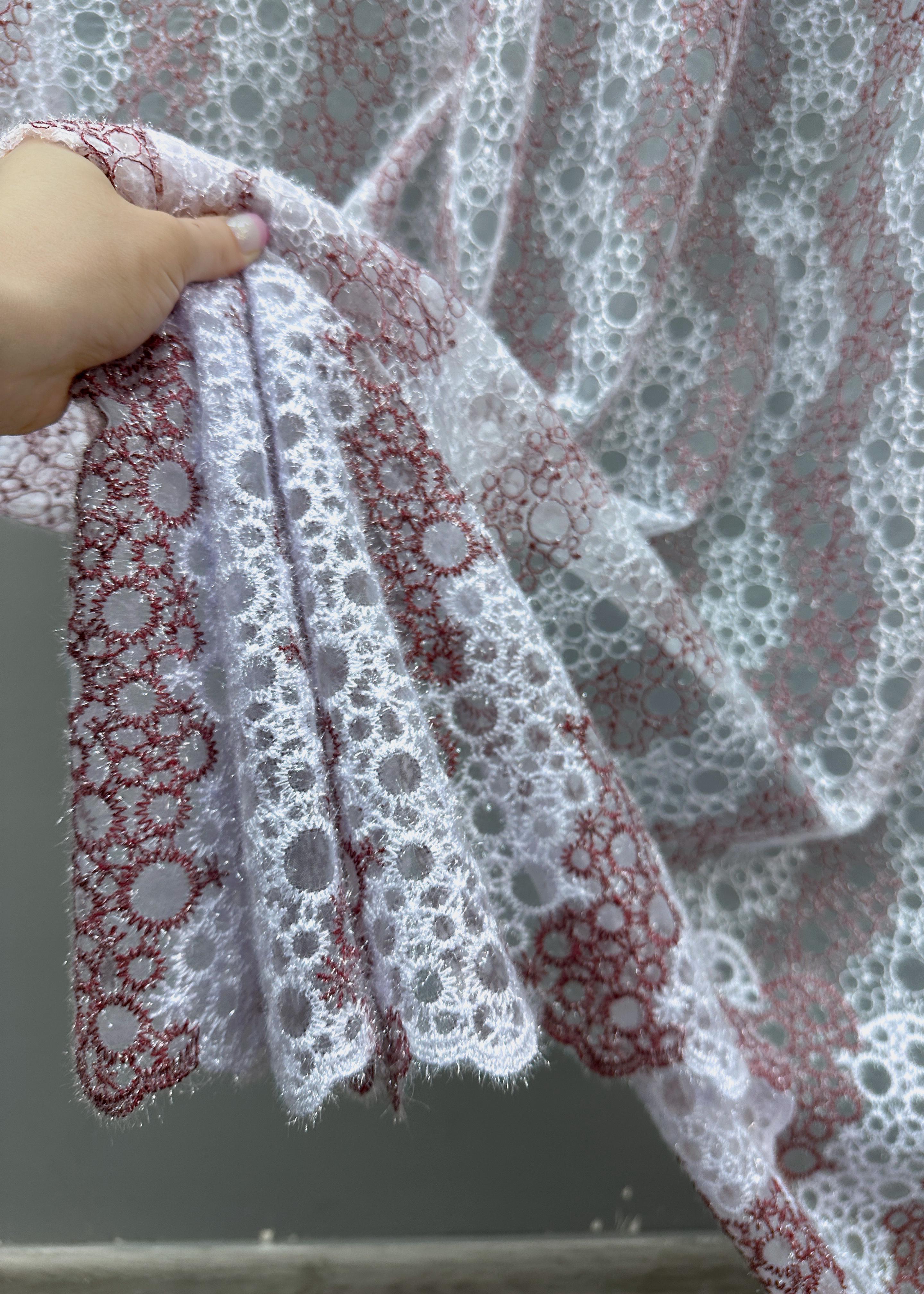 Тюль VR-Textil 1687т Органза с вышивкой и люрексом 300х270 см Бордовый/Белый (42-0724) - фото 4 Тюль VR-Textil 1687т Органза с вышивкой и люрексом 300х270 см Бордовый/Белый (42-0724) - фото 4