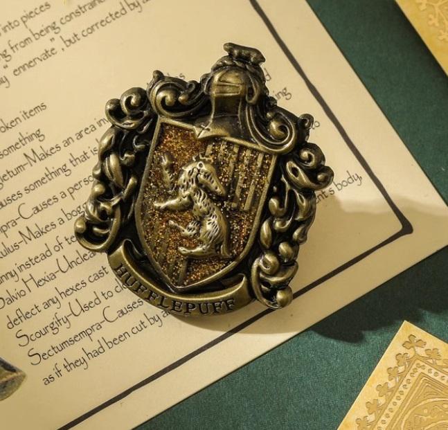 Брошка на одяг Harry Potter Пуффендуй 14897 (4998060)