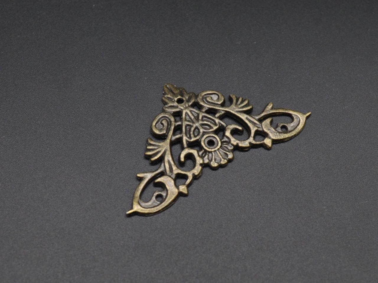 Уголок декоративный металлический 46х46 мм Старая латунь (24496685)