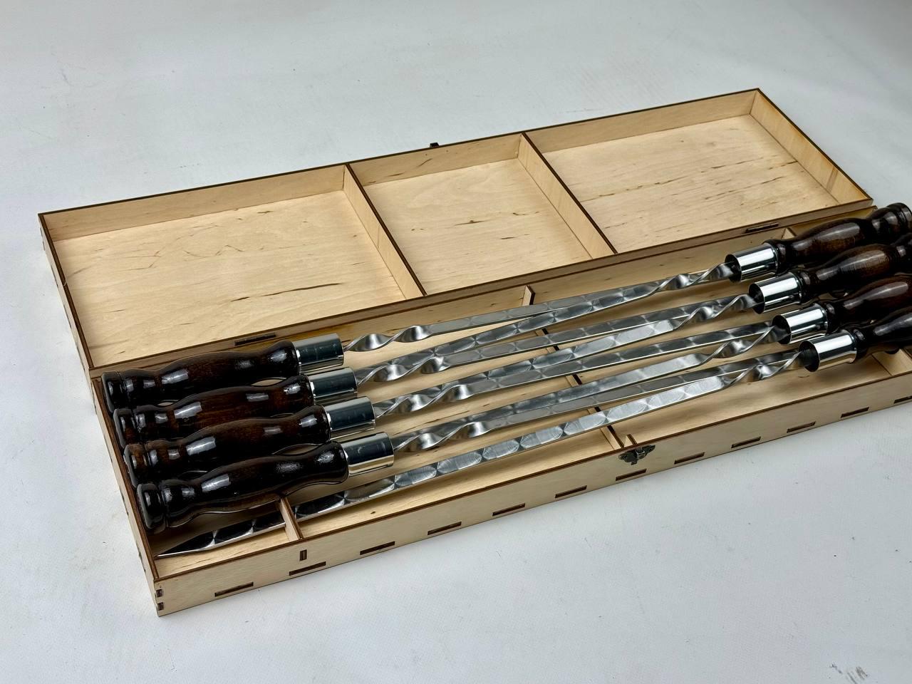 Набор шампуров в кейсе Вуд из нержавеющей стали в кейсе 8 шт. (21-10-NB-3010) - фото 3 Набор шампуров в кейсе Вуд из нержавеющей стали в кейсе 8 шт. (21-10-NB-3010) - фото 3