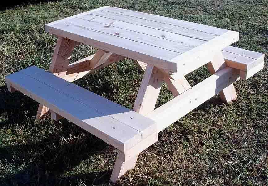 Столик садовий дитячий з дерева Кобено Бланже (СДД-000901)