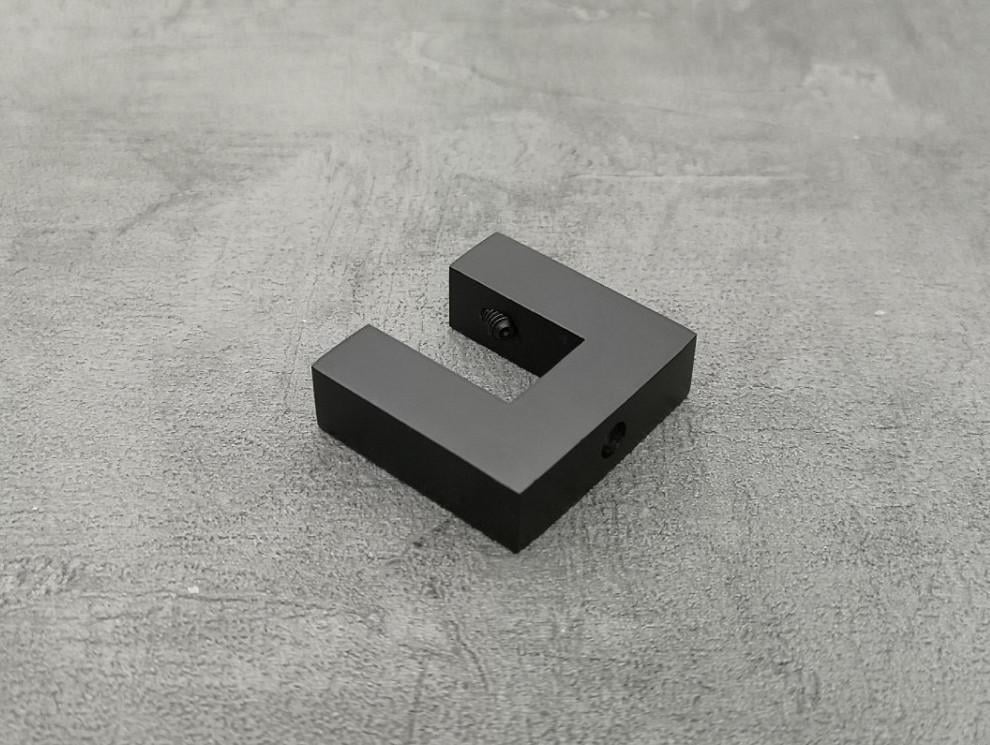 Кронштейн потолочный Quadrum Скарлайн одинарный Черный матовый