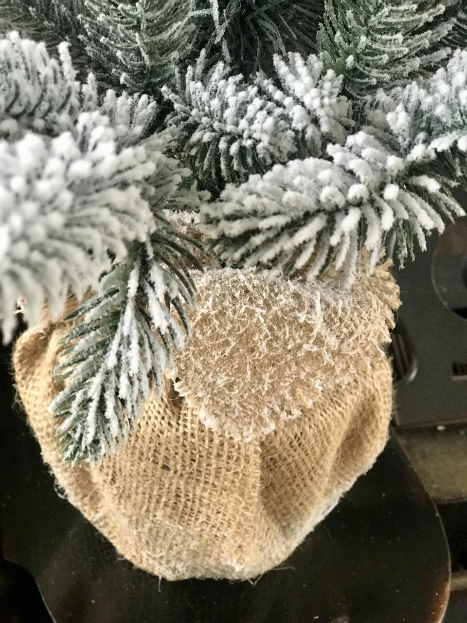 Ялинка SGH Classic лита в мішковині 70 см засніжена - фото 10 Ялинка SGH Classic лита в мішковині 70 см засніжена - фото 10