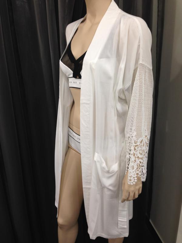 Жіночий халат TWIN SET M Білий (LS6HHH) - фото 3 Жіночий халат TWIN SET M Білий (LS6HHH) - фото 3
