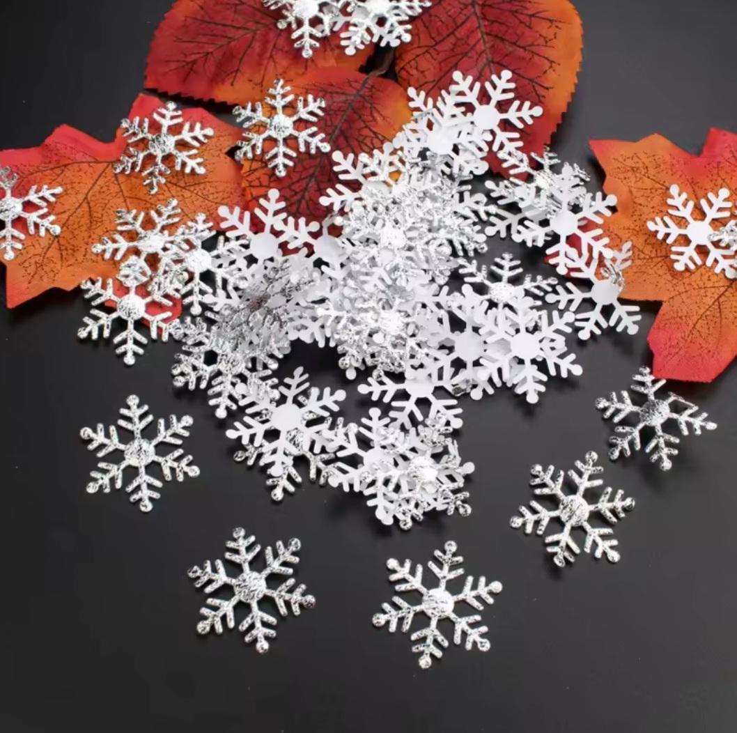Новогодние снежинки декоративные 100 шт. 30 мм Серебристый (88180) Новогодние снежинки декоративные 100 шт. 30 мм Серебристый (88180)