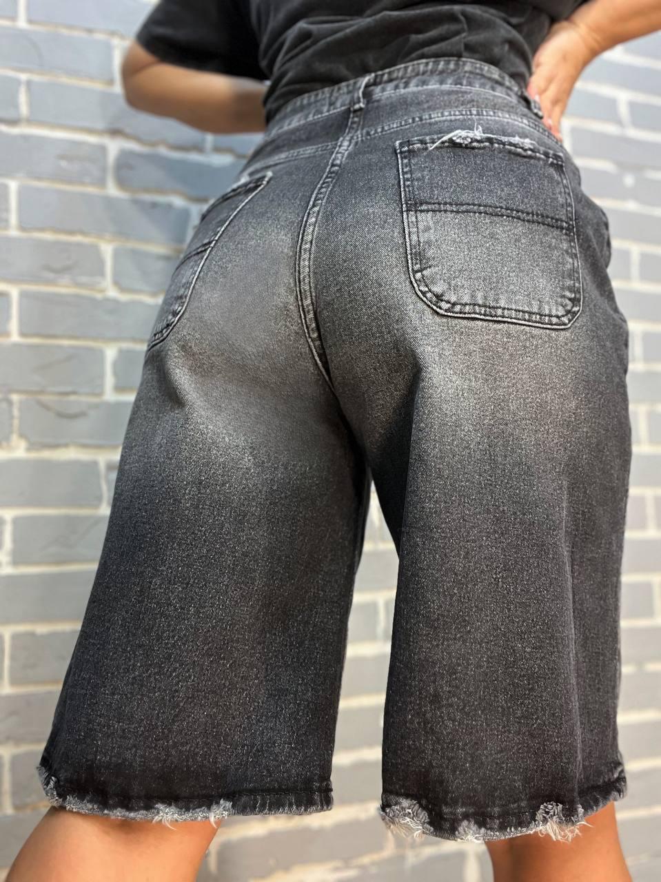 Шорты женские джинсовые Q-4 Denim 544-24 бермуды косые карманы длина до колен рваные р. 33 Черный (2352) - фото 5