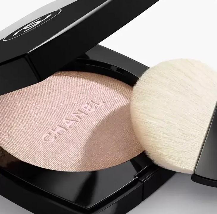 ᐉ Хайлайтер Chanel Poudre Lumiere №40 White Opal 8,5 г • Купить в