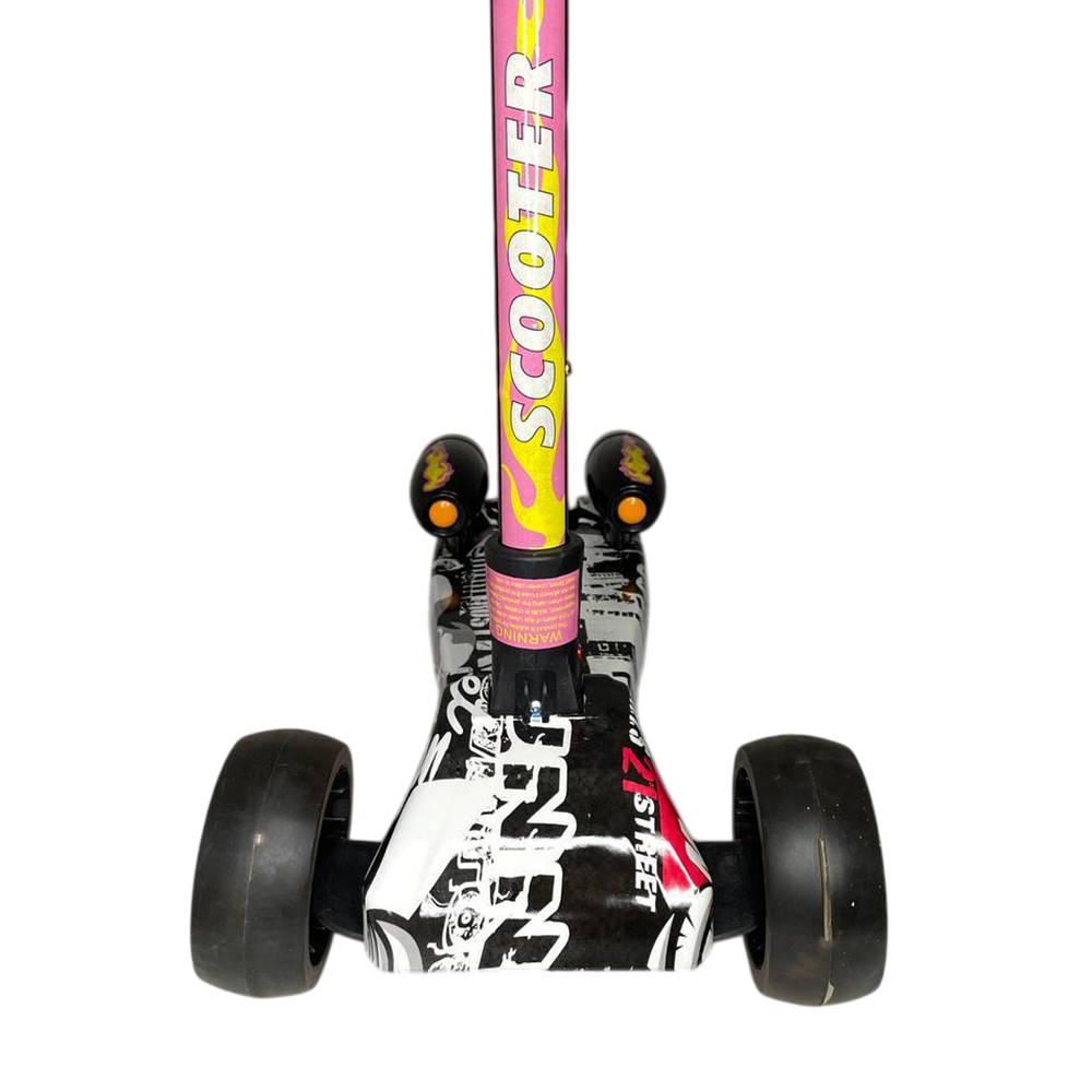 Самокат Voltronic Графіті з музикою та димом і світлом до 50 кг Білий (НКП) - фото 6