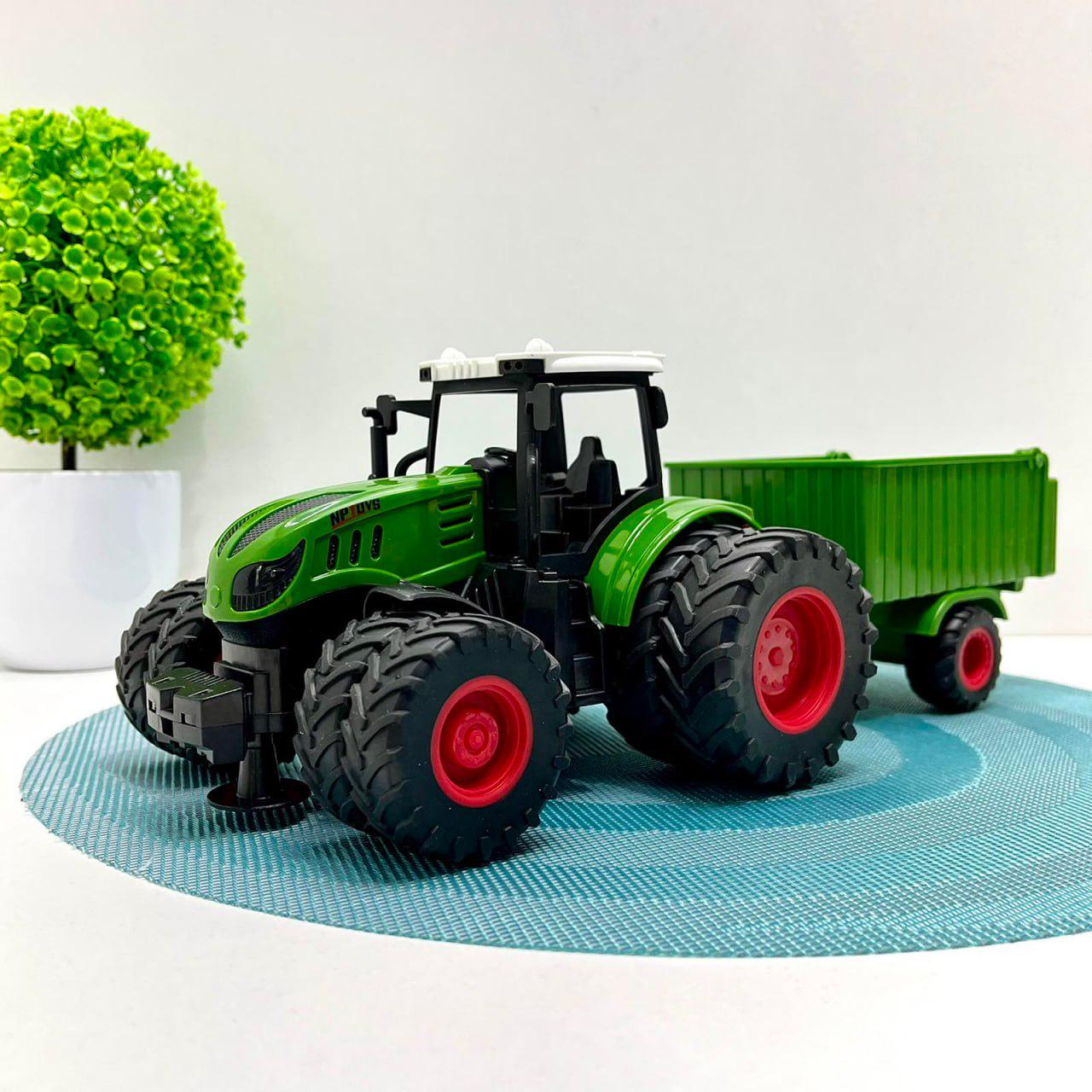 Трактор игрушечный с прицепом 1:24 Резиновые колеса Зеленый (99-77B)