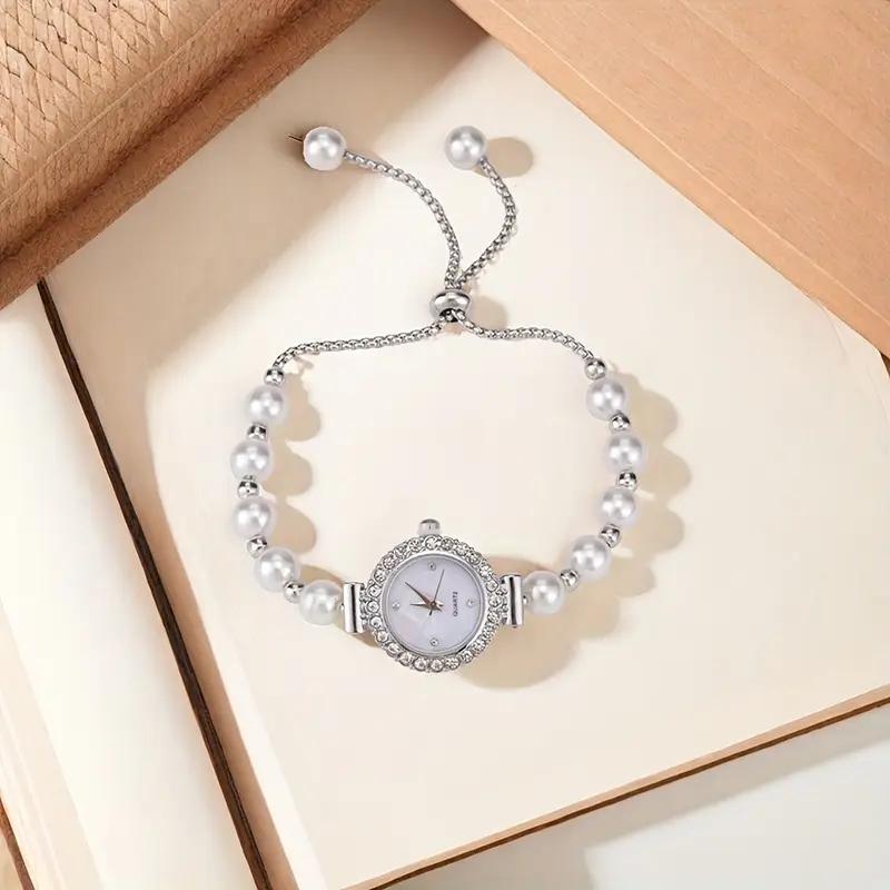 Наручний кварцовий годинник з регульованим браслетом із перлин та стразами Сріблястий (2690598356) - фото 2 Наручний кварцовий годинник з регульованим браслетом із перлин та стразами Сріблястий (2690598356) - фото 2