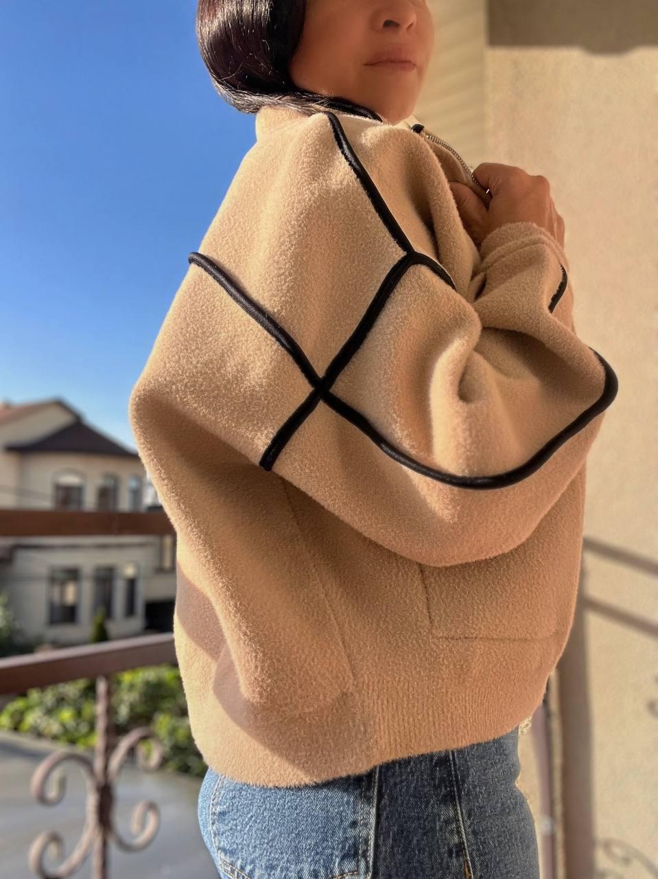 Жакет жіночий A-N 881 кардиган бомбер комір стійка на блискавці вовна альпаки OS Бежевий (1369) - фото 8