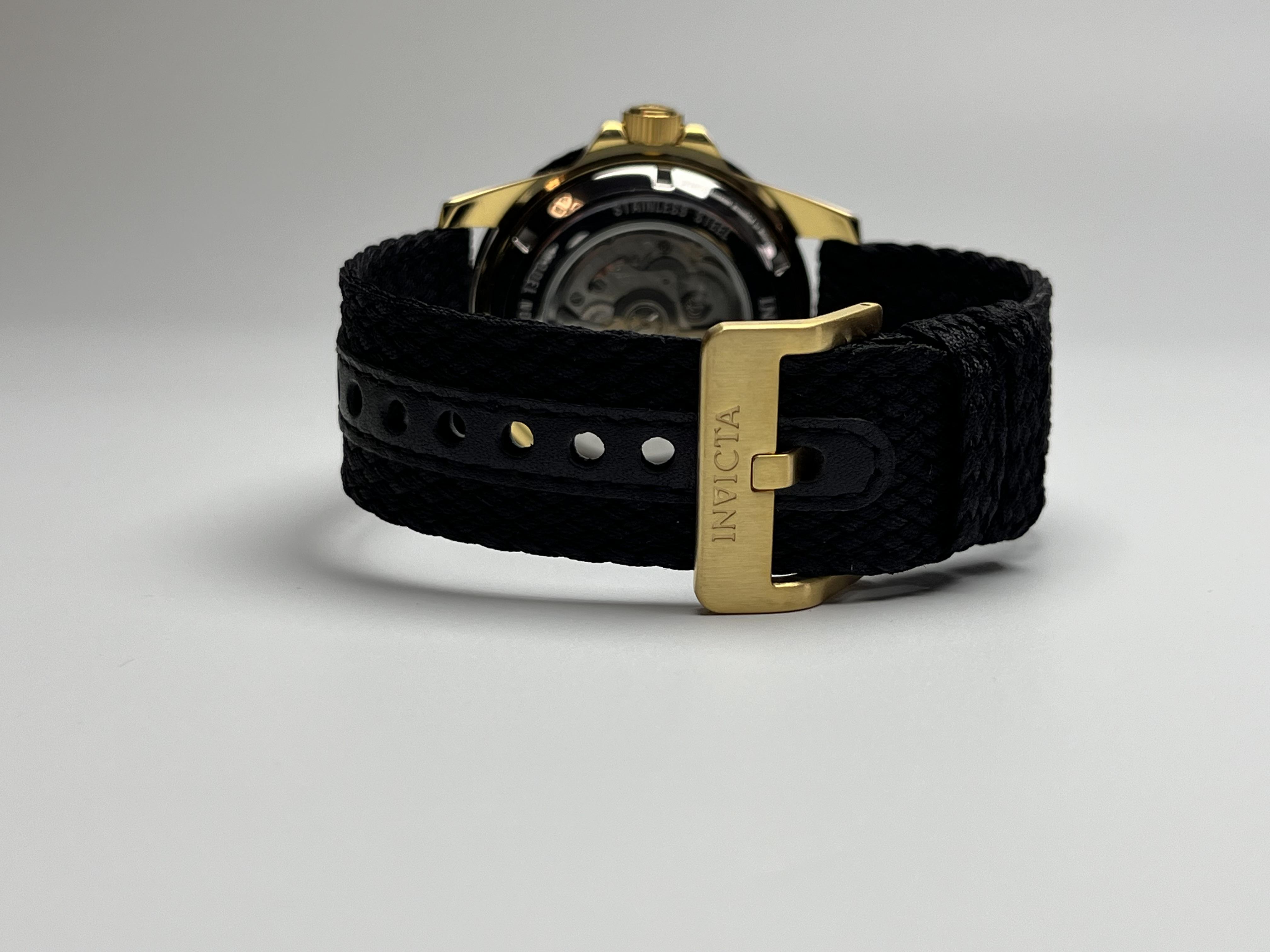 Годинник чоловічий Invicta 38238 Pro Diver (27209277) - фото 5 Годинник чоловічий Invicta 38238 Pro Diver (27209277) - фото 5